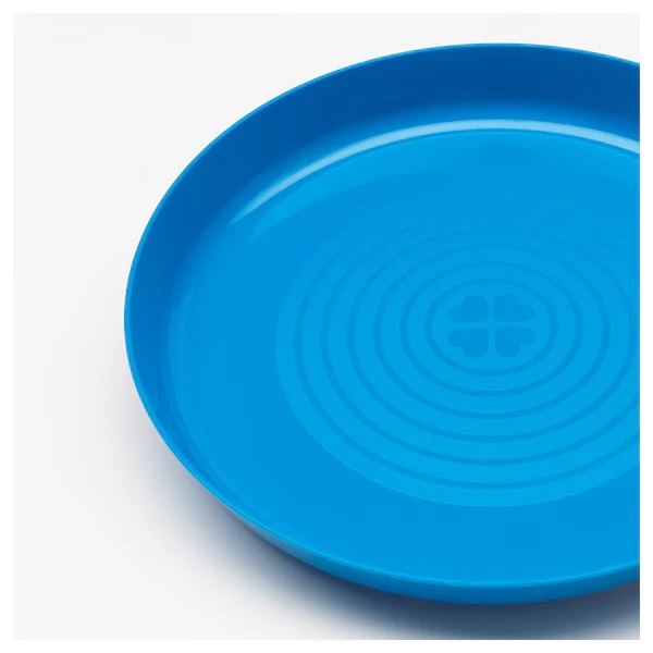 6 Assorted coloured plastic plates – IKEA